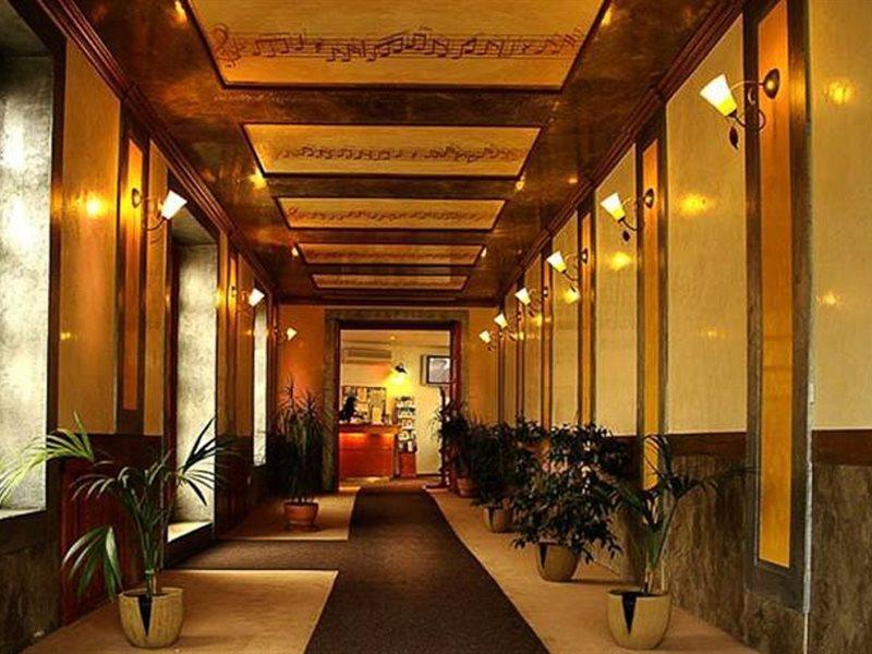 Hotel Nabucco Praga Exterior foto